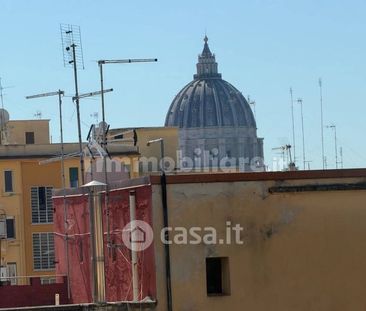 Monolocale in Affitto in Via della Giuliana 85 a Roma - Photo 4