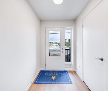 For Lease - 94 Matawin Lane, Richmond Hill, Ontario - Photo 5