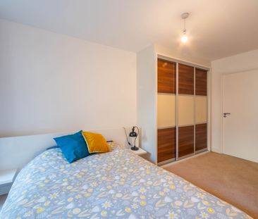 Room in a Shared Flat, Copenhagen Court, SE8 - Photo 5