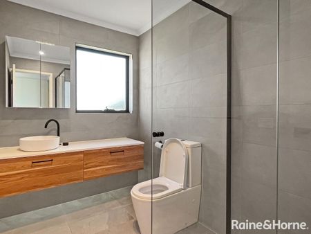 Newly Renovated 2 Bedroom Apartment In The Heart Of Gungahlin - Photo 5