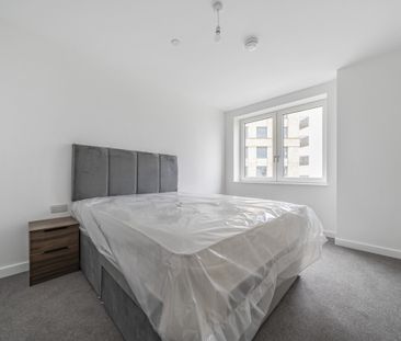 St Pauls Road, Barking, London, IG11 - Photo 2