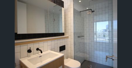 1212/15 Doepel Way, Docklands, Vic 3008 - Photo 2