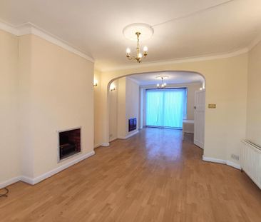 3 bedroom terraced house to rent - Photo 1