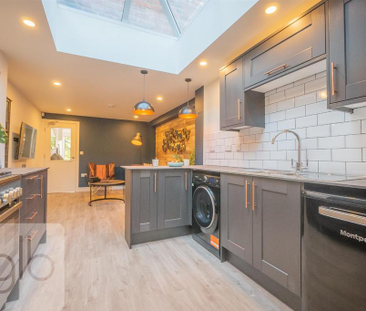 1 bedroom in a house share to rent - Photo 4