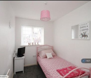 2 bedroom semi-detached house to rent - Photo 3