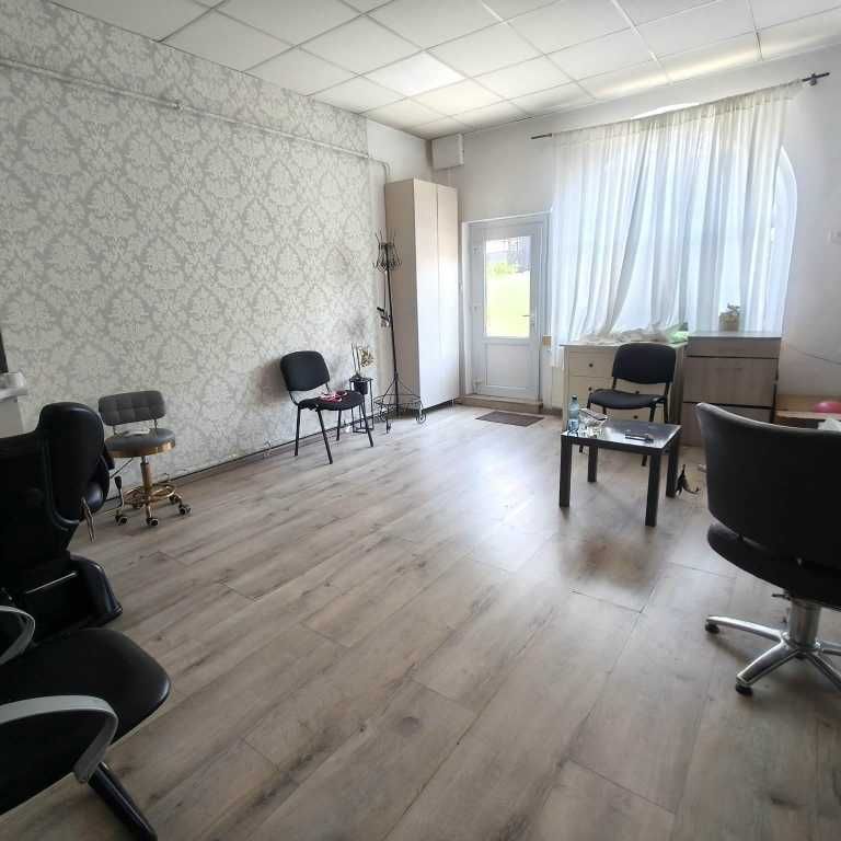 Casa de inchiriat in Craiova, Dolj, Central, B-dul Carol - Photo 1