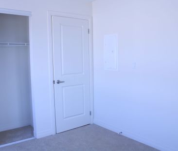 For Lease - 15B Lookout Drive, Clarington, Ontario - Photo 5