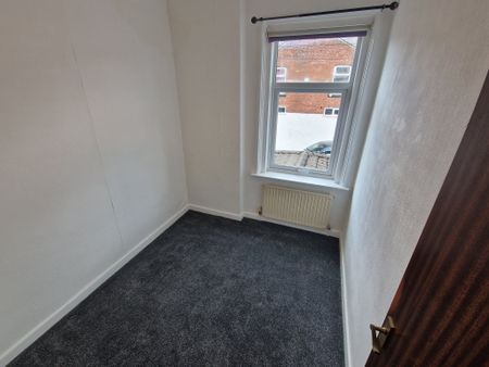 Marks Street, Radcliffe - Photo 2