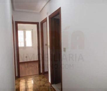 Piso de alquiler en Calle Puerto de Tarna, Teatinos - Los Prados - Foto 5