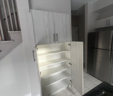 For Lease - 230 Prince William Way, Barrie, Ontario - Photo 5