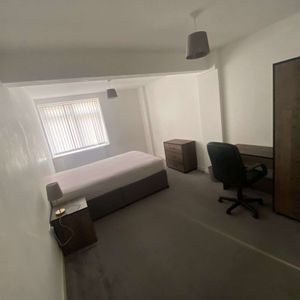 -19 Glebe Street - Photo 3