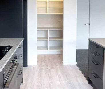 Brand new 4 bedroom in Prestons Park! - Photo 5