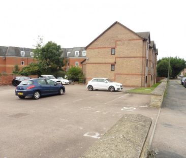 1 Bedroom Flat to Rent in North Street, Rushden, Northants, NN10 - Photo 1