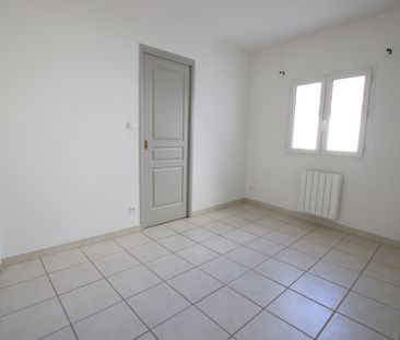 Location Maison 3 pièces 57m² AUBIGNAN 84810 - Photo 2