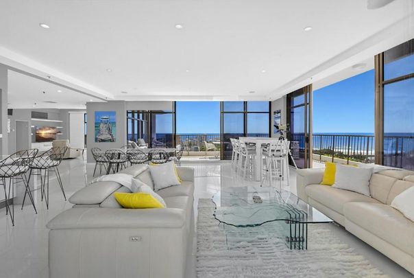 LUXURY PENTHOUSE - Photo 1