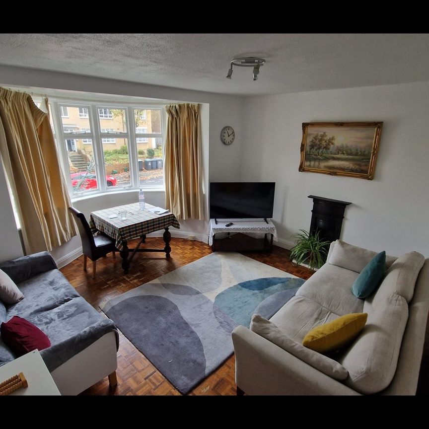 2 Bed Flat, Granville Court, N4 - Photo 1