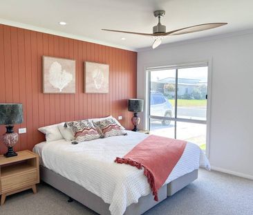 4 bedroom home- Fully Furnished - Photo 3