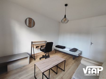 STUDIO MEUBLÉ FACE AU LYCÉE GAY LUSSAC - Photo 3