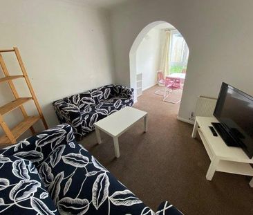 6 bedroom house share to rent - Photo 1