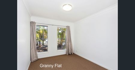 Hidden Gem in Reedy Creek – Spacious 1-Bedroom Flat in Prime Location! - Photo 4