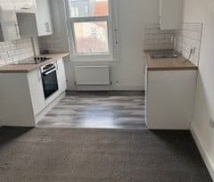1 Bed Flat, Greville Road, BS3 - Photo 1