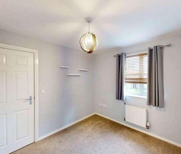 Hadleigh Green, Lostock, BL6 - Photo 3