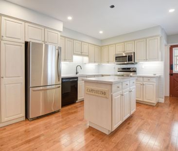 For Lease - 114 Elizabeth Grove, King, Ontario - Photo 5