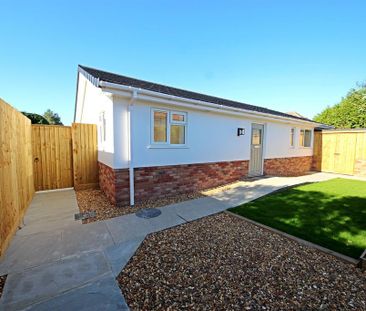 3 bedroom bungalow to rent - Photo 2