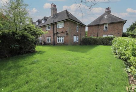 1 bedroom ground floor flat to rent - Photo 2