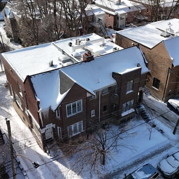 4814 Av. Roslyn, H3W 2L2, Montréal - Photo 1