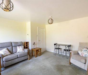 1 bedroom bungalow to rent - Photo 2