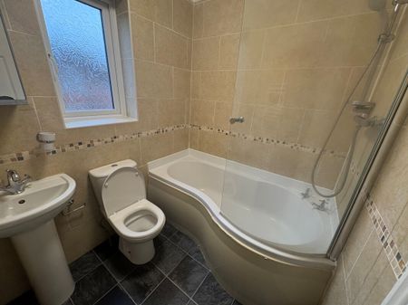 Grange Close, Romanby - Photo 5