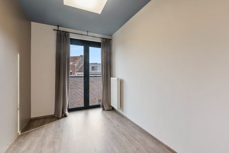 Appartement met 2 slaapkamers en terras op een toplocatie! - Photo 2