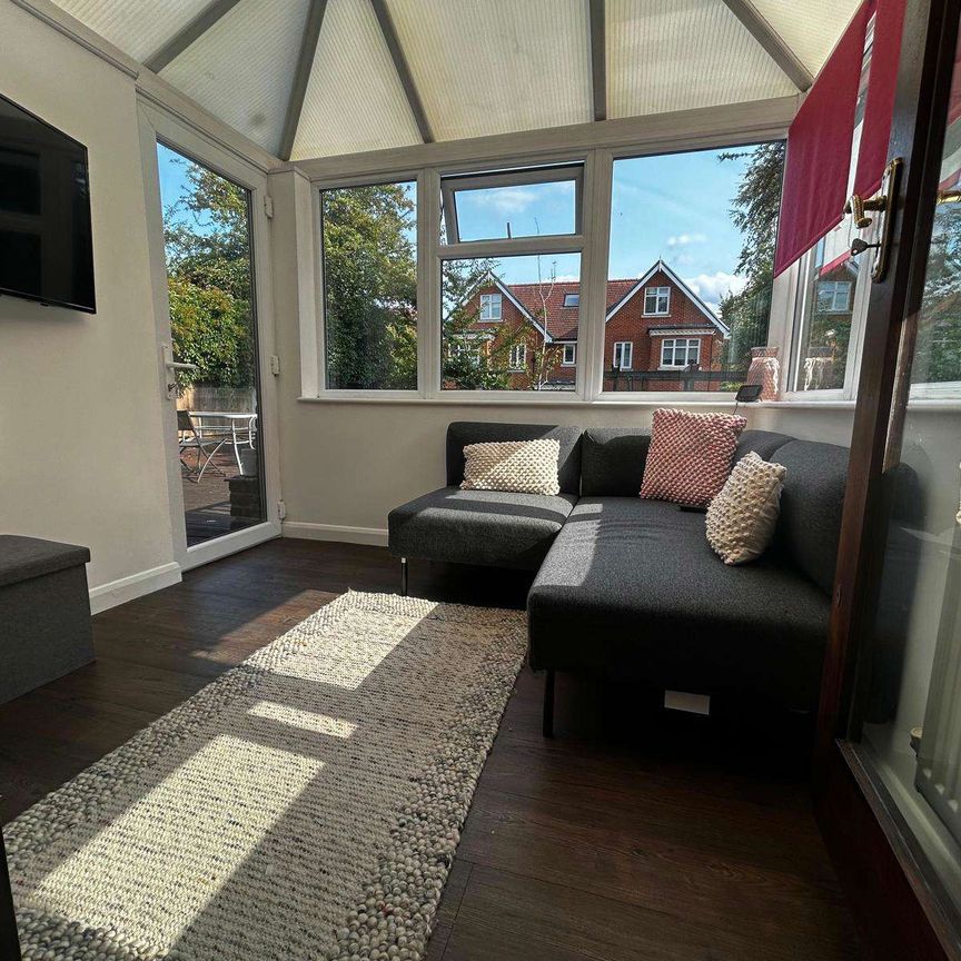 🚨Walking Distance To Cressex Business Park🚨 - Photo 1