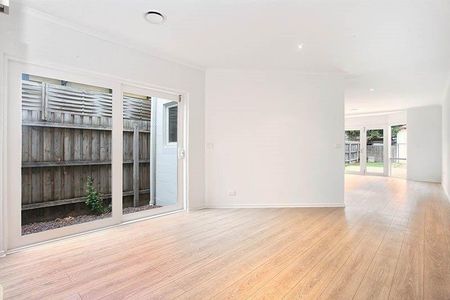 71A The Parade, Ascot Vale VIC 3032 - Photo 3