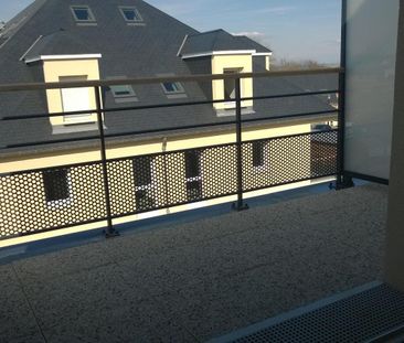 Location Appartement 3 pièces 53m² HONFLEUR 14600 - Photo 2