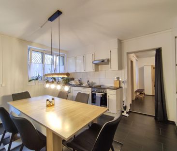 Gemütliche 3.5 Zimmer Erdgeschosswohnung mit Sitzplatz - Photo 2