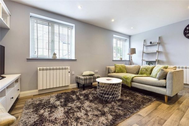 1 bedroom detached house to rent - Photo 1