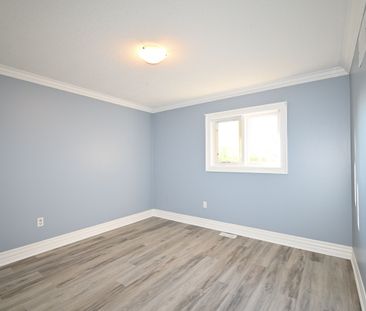 For Lease - 28 Silvercreek Crescent Unit# UPPER, Barrie, Ontario - Photo 5