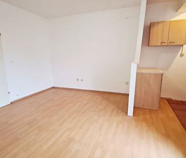 SINGLEHIT, sonnige 32 m2 Neubau mit Balkon, Einzelwohnraum, Kochnis... - Photo 3