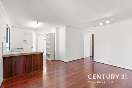 Freshly Renovated 3-Bedroom Home – Move-In Ready Comfort! - Photo 3