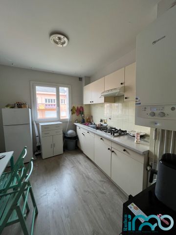 Location Appartement 2 pièces 46m² RODEZ 12000 - Photo 4