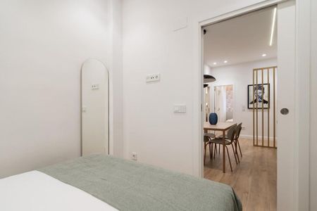 2 bedroom luxury Apartment for rent in Madrid, Autonomous Region of Madrid - Photo 3