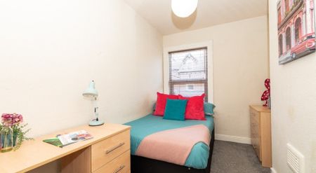 13 Hessle Mount, Hyde Park, Leeds, LS6 1EP - Photo 5