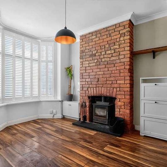 Dobbins Road, Barry, CF63 - Photo 1