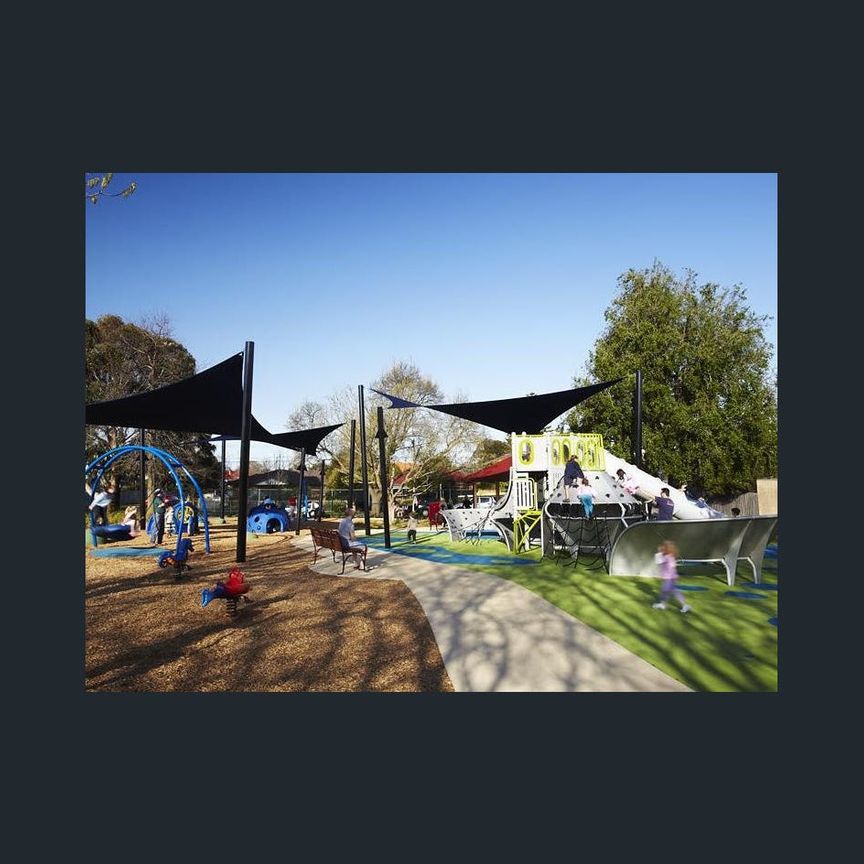 FAMILY HOME IN THE MCKINNON SCHOOL ZONE - Photo 1