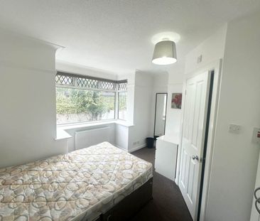 Burley Road (Room 1), Burley, Leeds - Photo 5