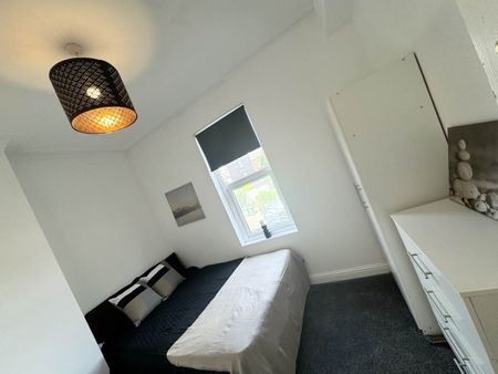 Knowle Road (room 4), Burley, Leeds - Photo 5