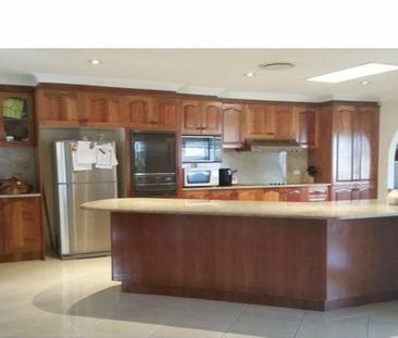 Spacious Family Home in Prime Rooty Hill Location!! - Photo 5