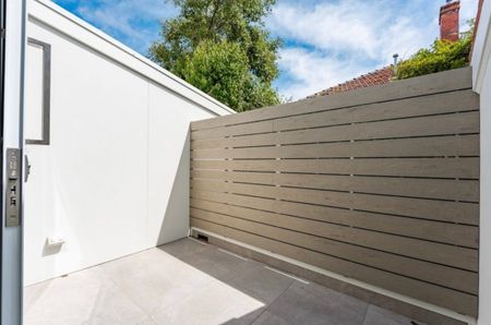 St Kilda East - Photo 5